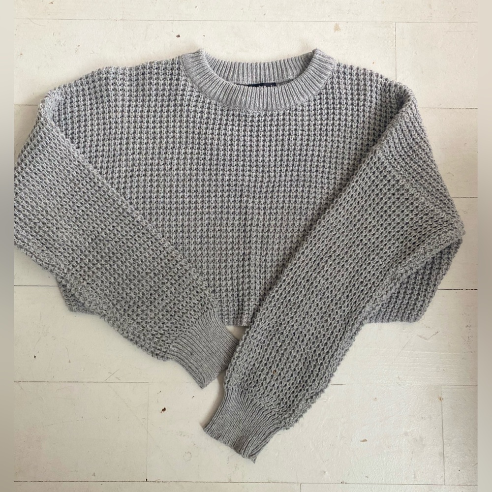 Women’s Cropped Knitted Sweater